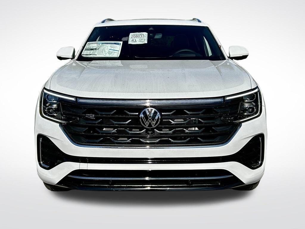 new 2026 Volkswagen Atlas Cross Sport car, priced at $53,448