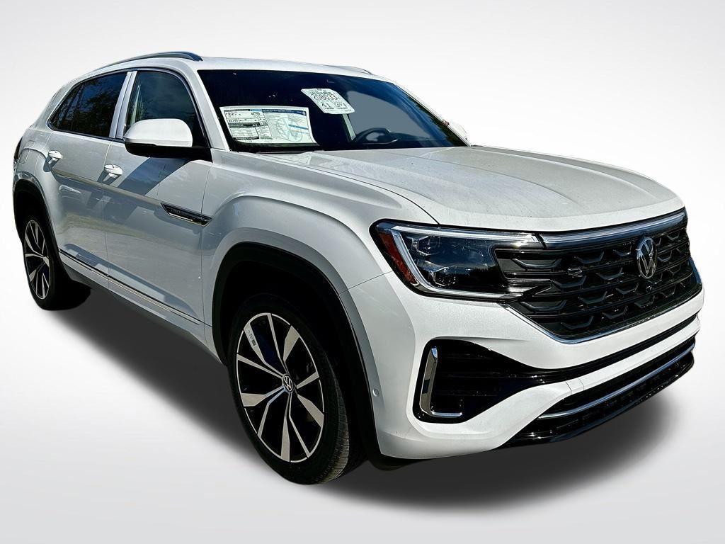 new 2026 Volkswagen Atlas Cross Sport car, priced at $53,448