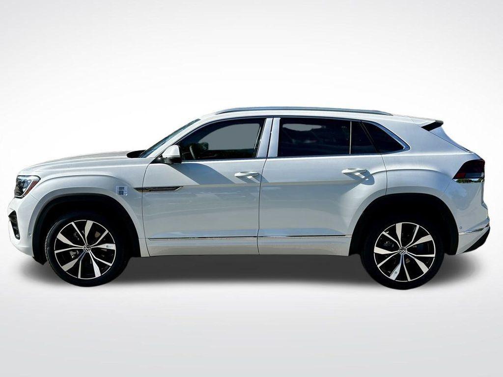 new 2026 Volkswagen Atlas Cross Sport car, priced at $53,448