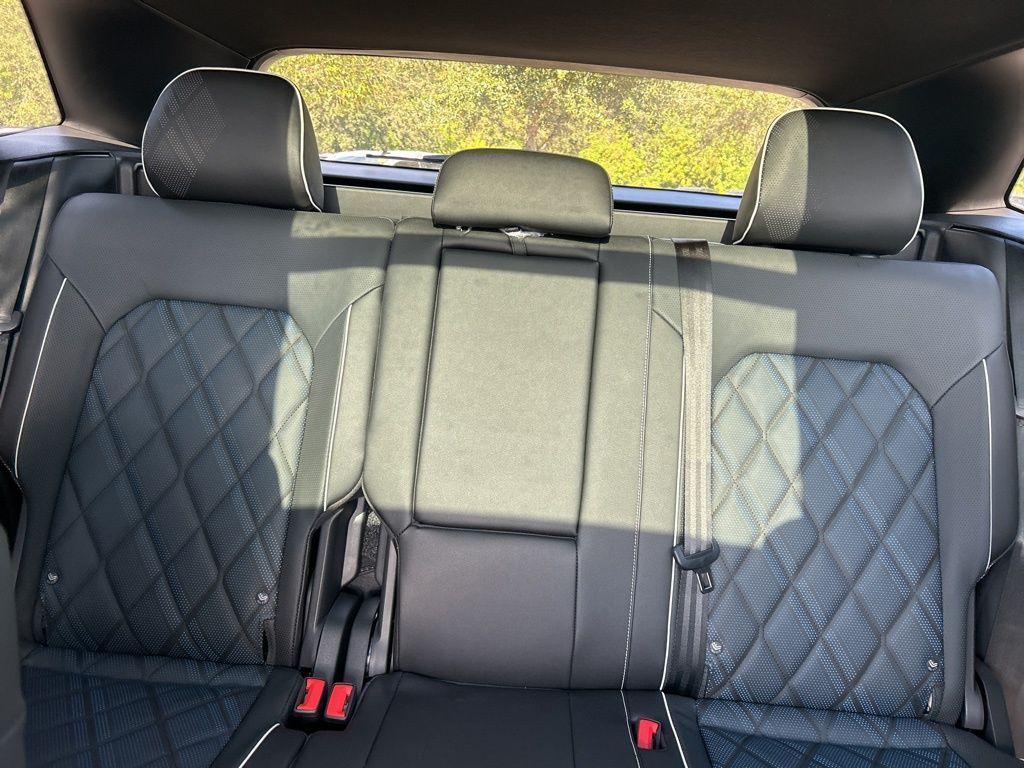 new 2026 Volkswagen Atlas Cross Sport car, priced at $53,448