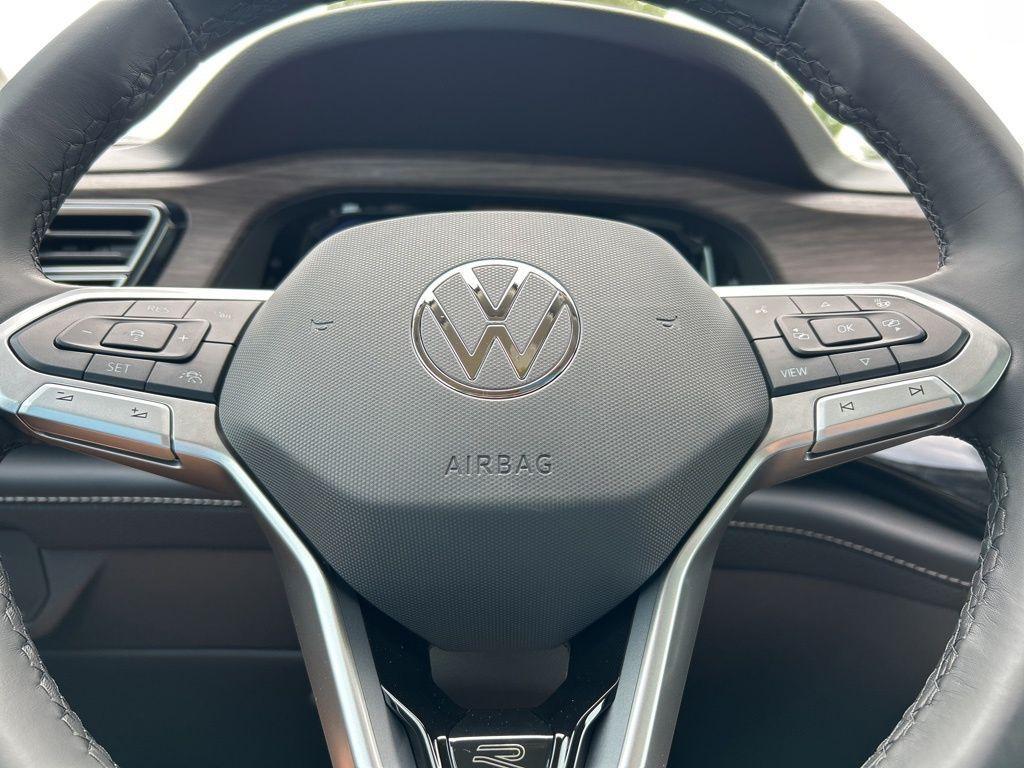 new 2026 Volkswagen Atlas car, priced at $52,929