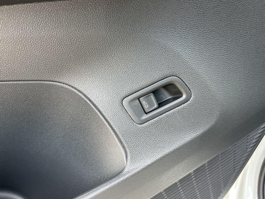 new 2026 Volkswagen Atlas car, priced at $52,929