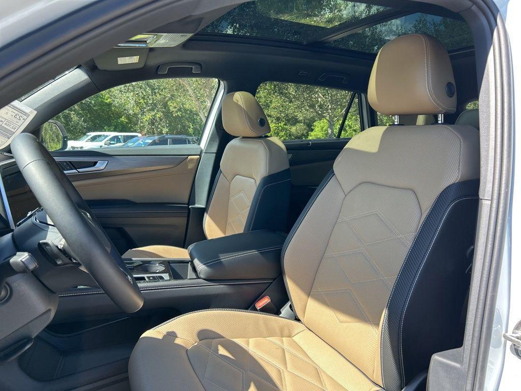 new 2026 Volkswagen Atlas Cross Sport car, priced at $40,875