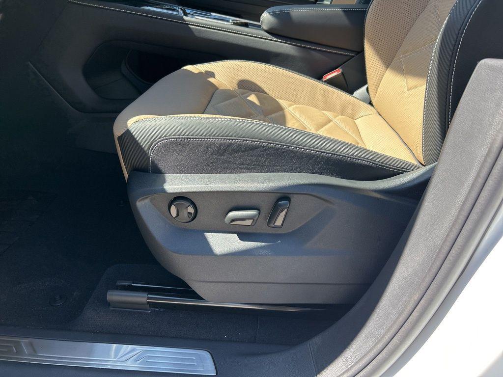 new 2026 Volkswagen Atlas Cross Sport car, priced at $40,875