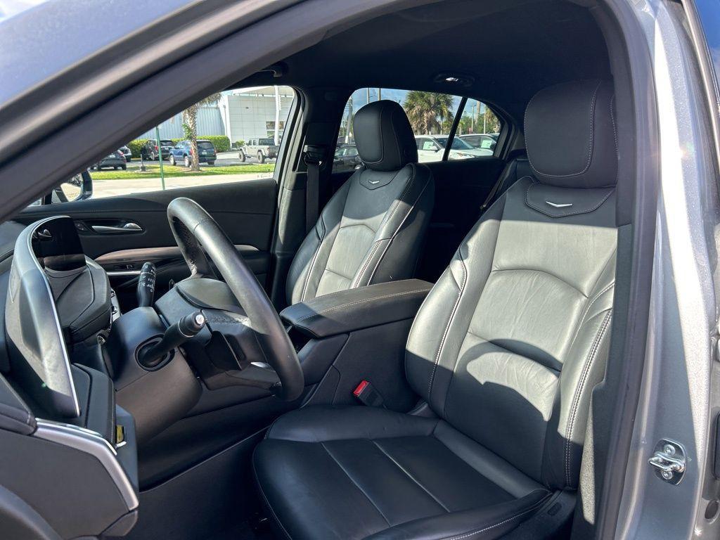 used 2024 Cadillac XT4 car, priced at $35,685