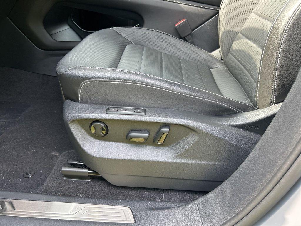 used 2025 Volkswagen Atlas Cross Sport car, priced at $41,995