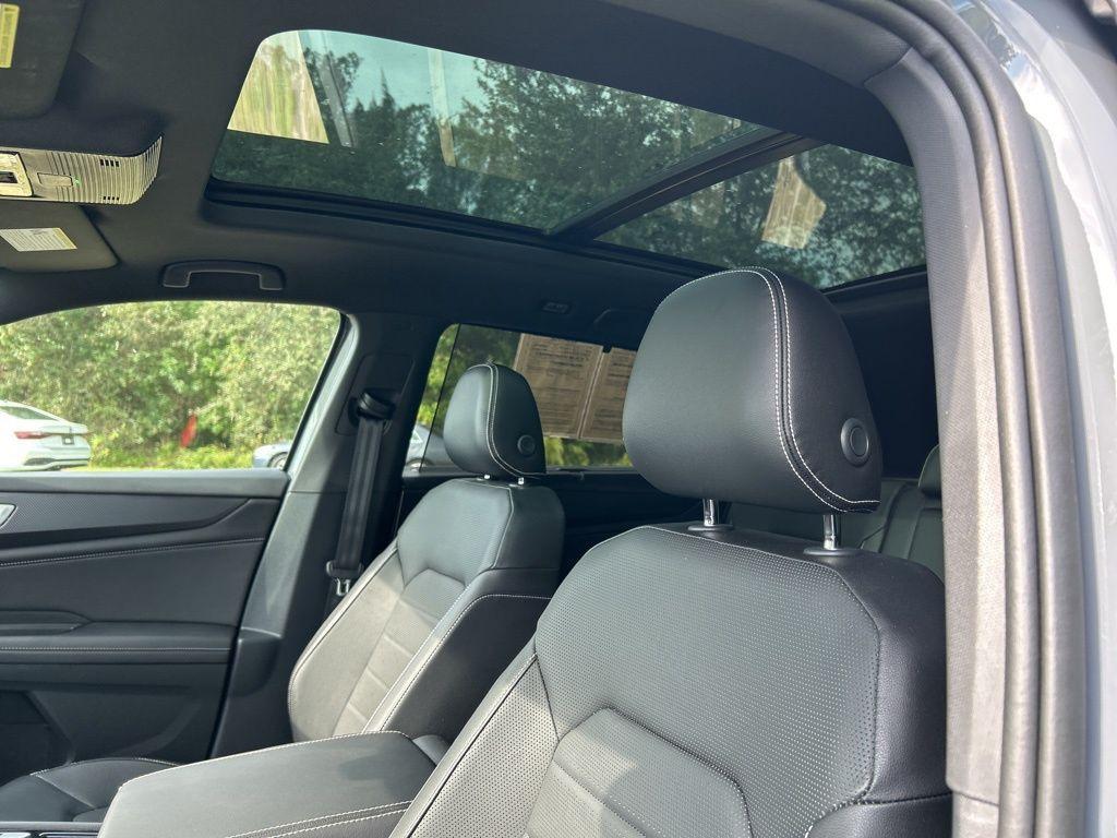 used 2025 Volkswagen Atlas Cross Sport car, priced at $41,995