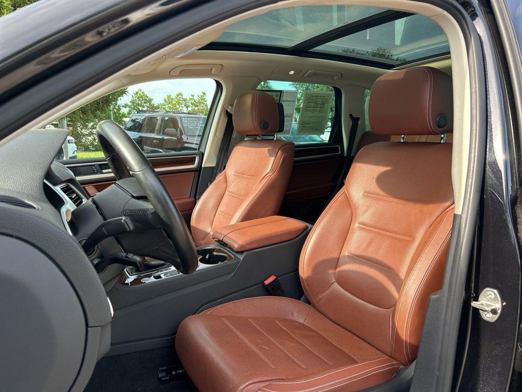 used 2016 Volkswagen Touareg car, priced at $12,735