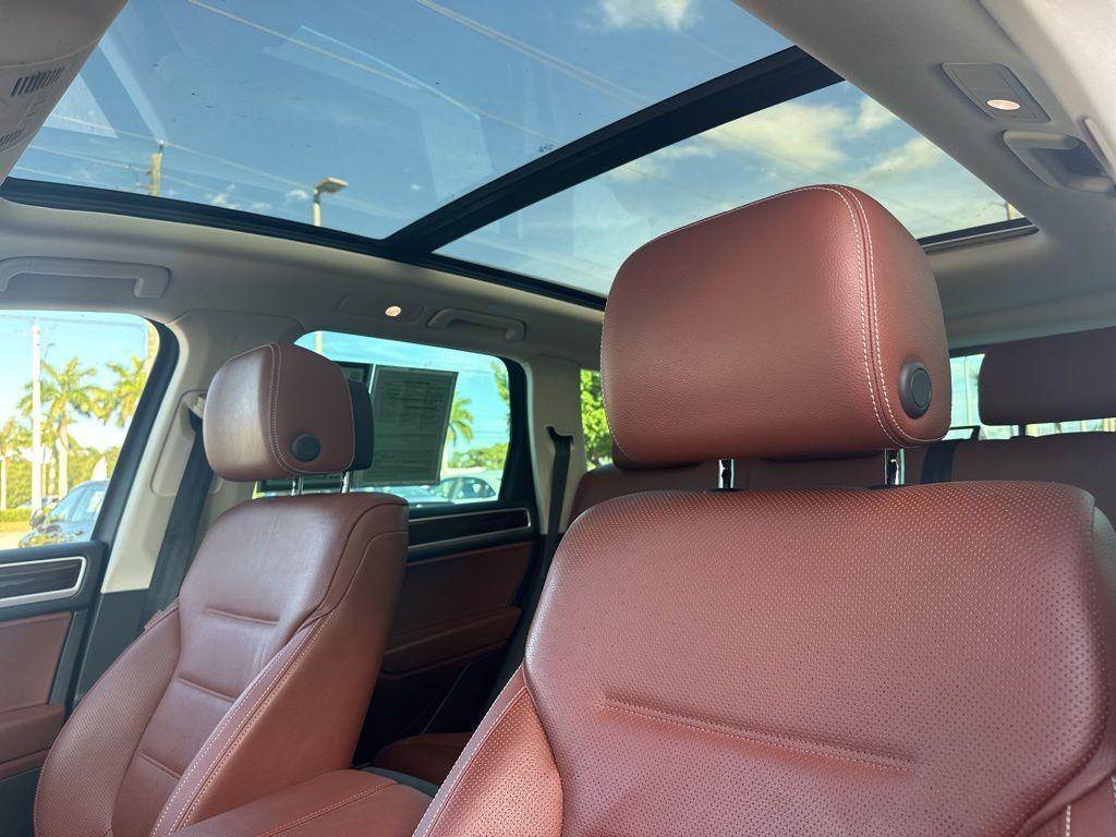 used 2016 Volkswagen Touareg car, priced at $13,991
