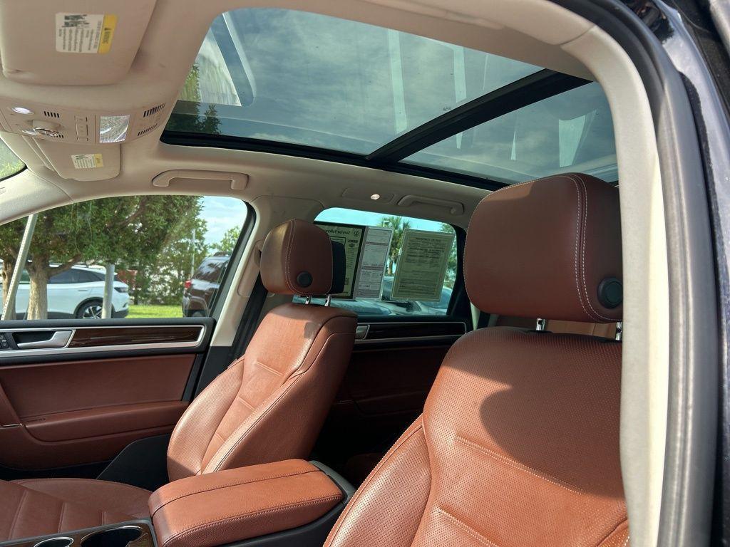 used 2016 Volkswagen Touareg car, priced at $12,735
