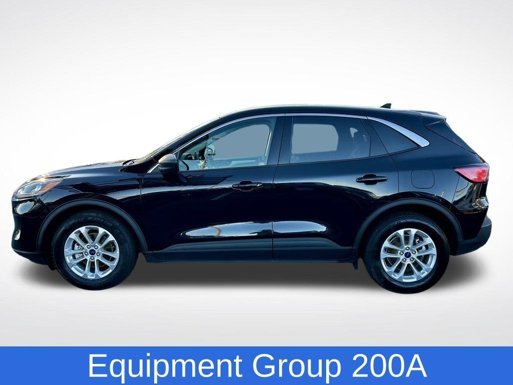 used 2022 Ford Escape car, priced at $15,544