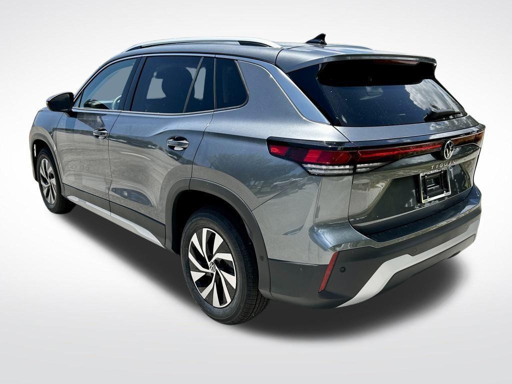 new 2025 Volkswagen Tiguan car, priced at $30,150