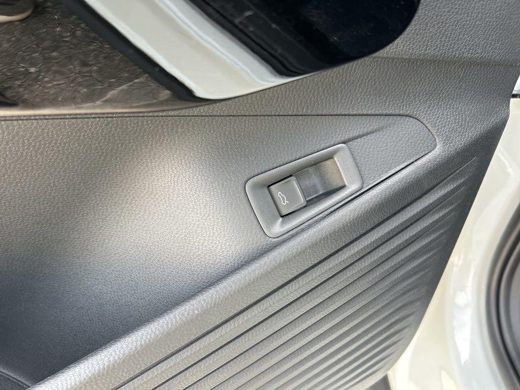 new 2025 Volkswagen ID.4 car, priced at $44,877
