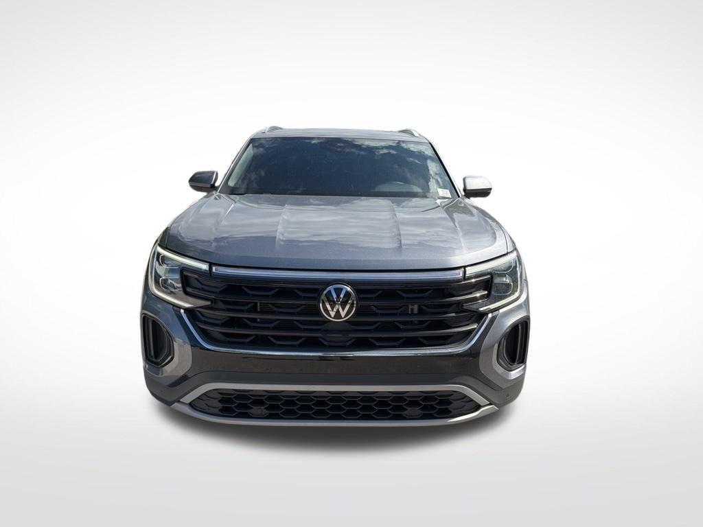 used 2024 Volkswagen Atlas Cross Sport car, priced at $29,995