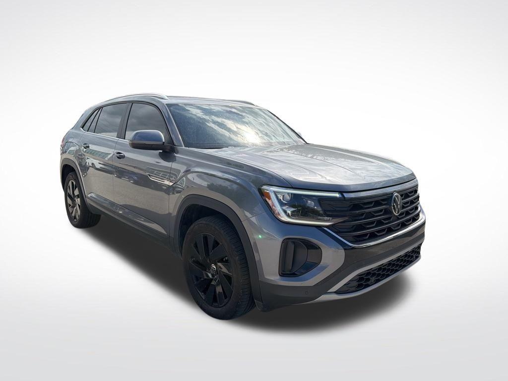 used 2024 Volkswagen Atlas Cross Sport car, priced at $29,995