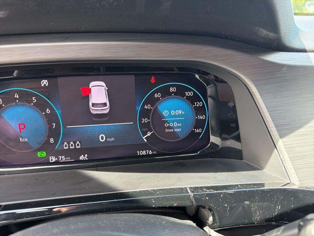 used 2024 Volkswagen Atlas Cross Sport car, priced at $29,995