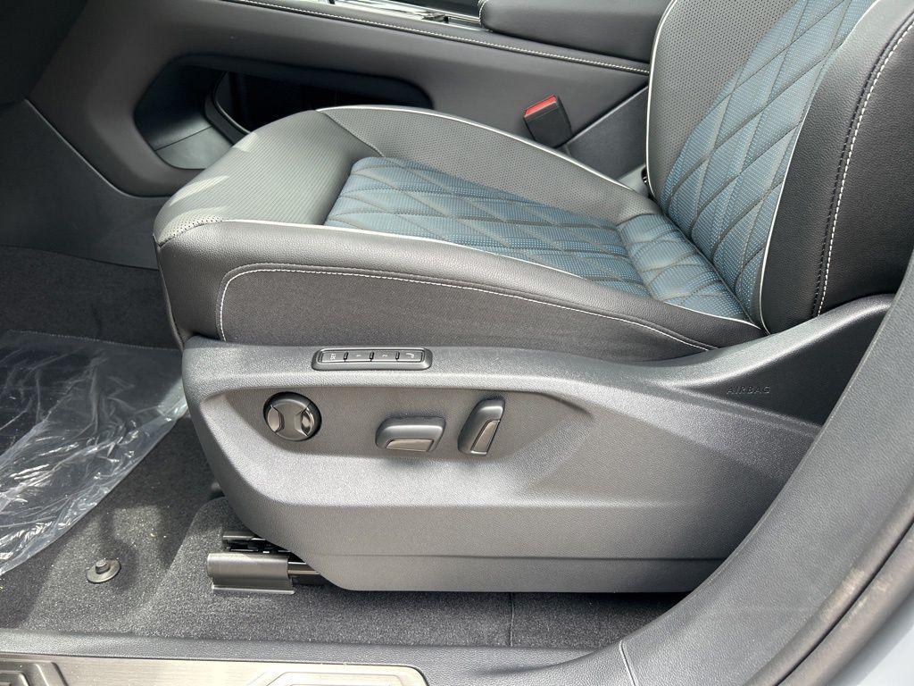 new 2025 Volkswagen Atlas Cross Sport car, priced at $50,962
