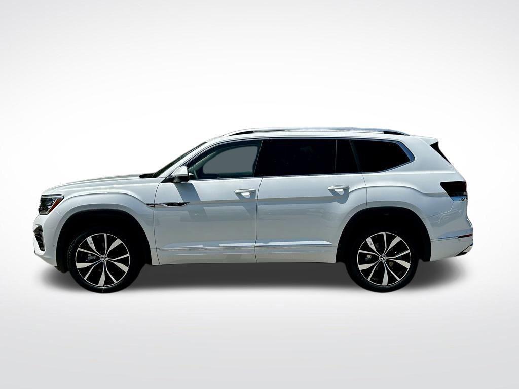 new 2025 Volkswagen Atlas car, priced at $51,310