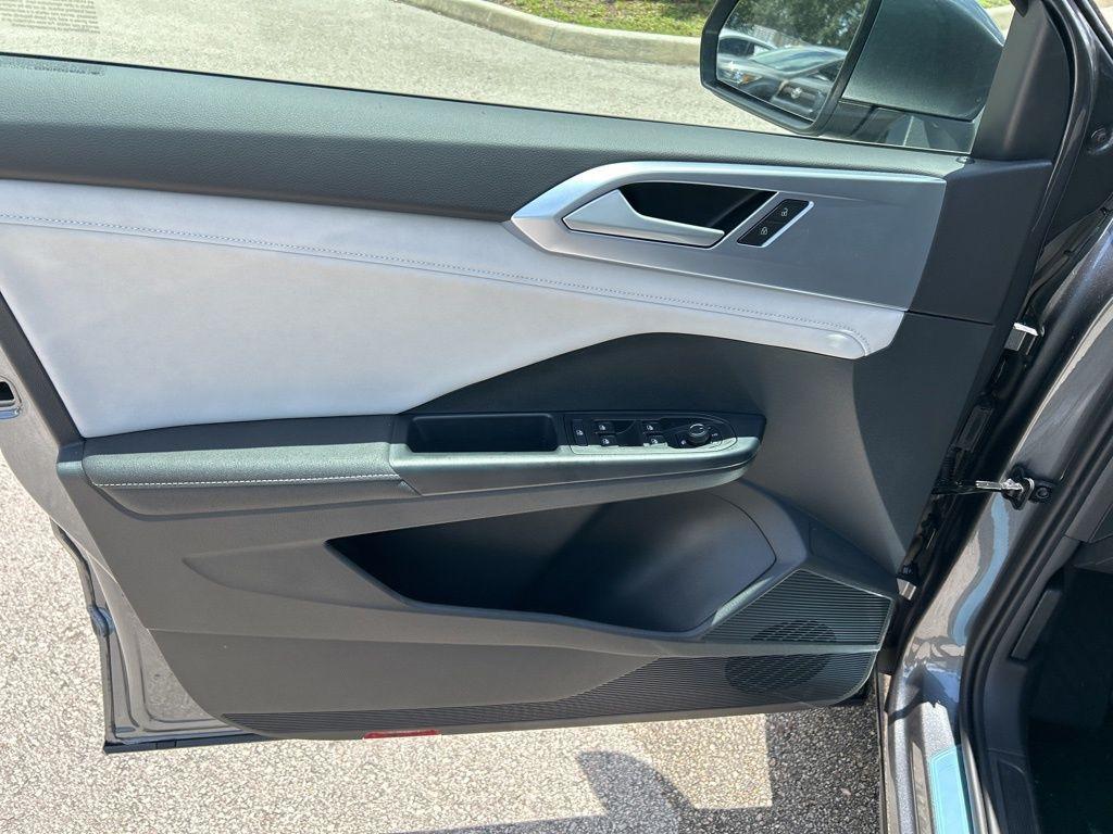 new 2025 Volkswagen Taos car, priced at $30,810