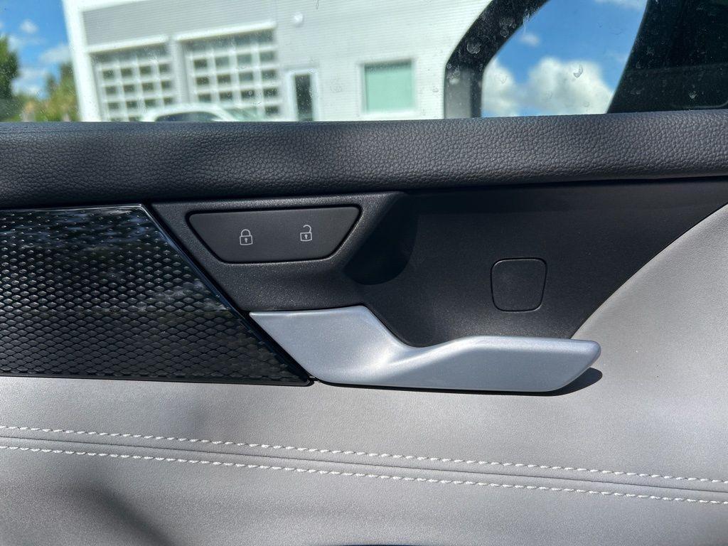 new 2026 Volkswagen Tiguan car, priced at $37,037