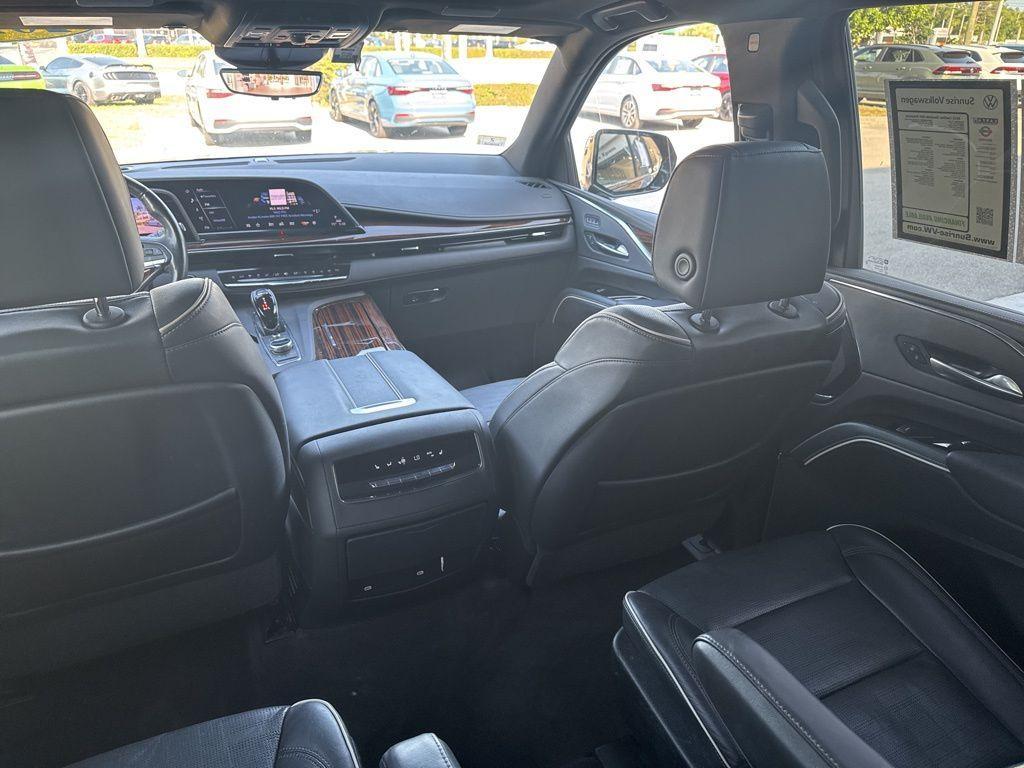 used 2023 Cadillac Escalade ESV car, priced at $70,949