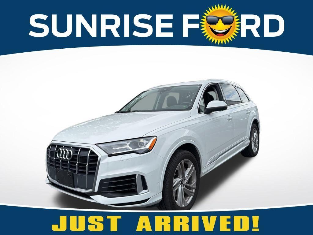 used 2023 Audi Q7 car, priced at $32,904