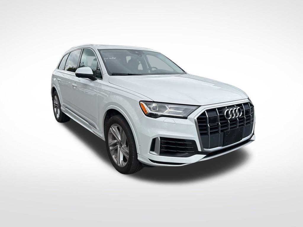 used 2023 Audi Q7 car, priced at $32,904
