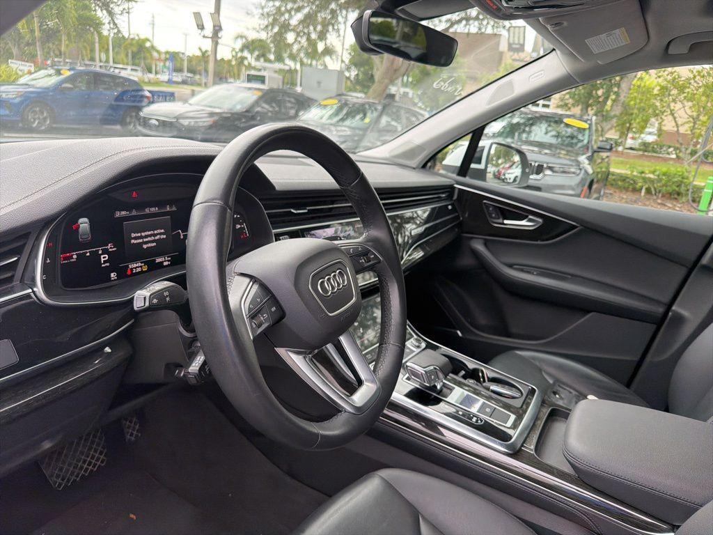 used 2023 Audi Q7 car, priced at $32,904