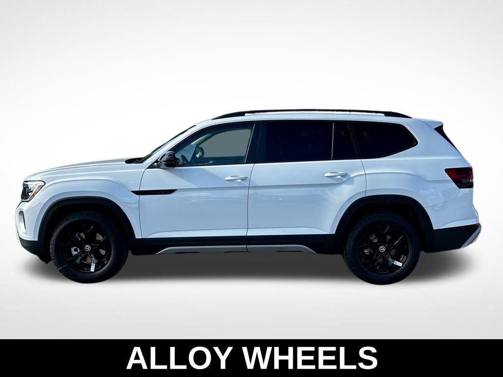 new 2025 Volkswagen Atlas car, priced at $42,259