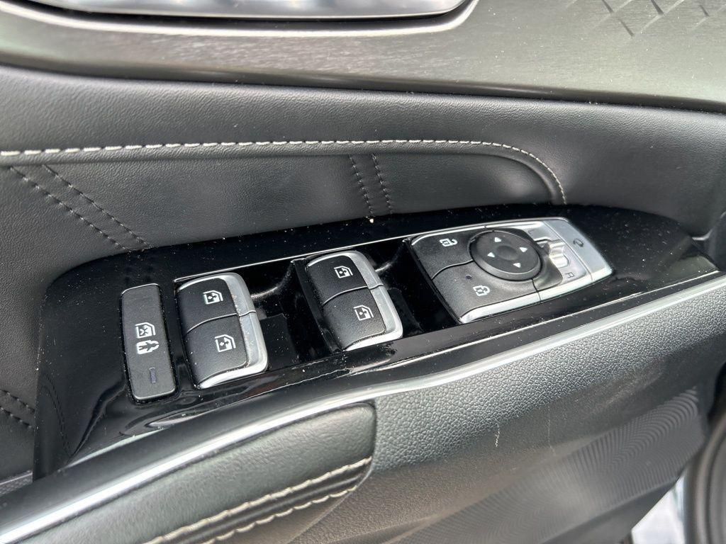 used 2023 Kia Sorento car, priced at $29,526