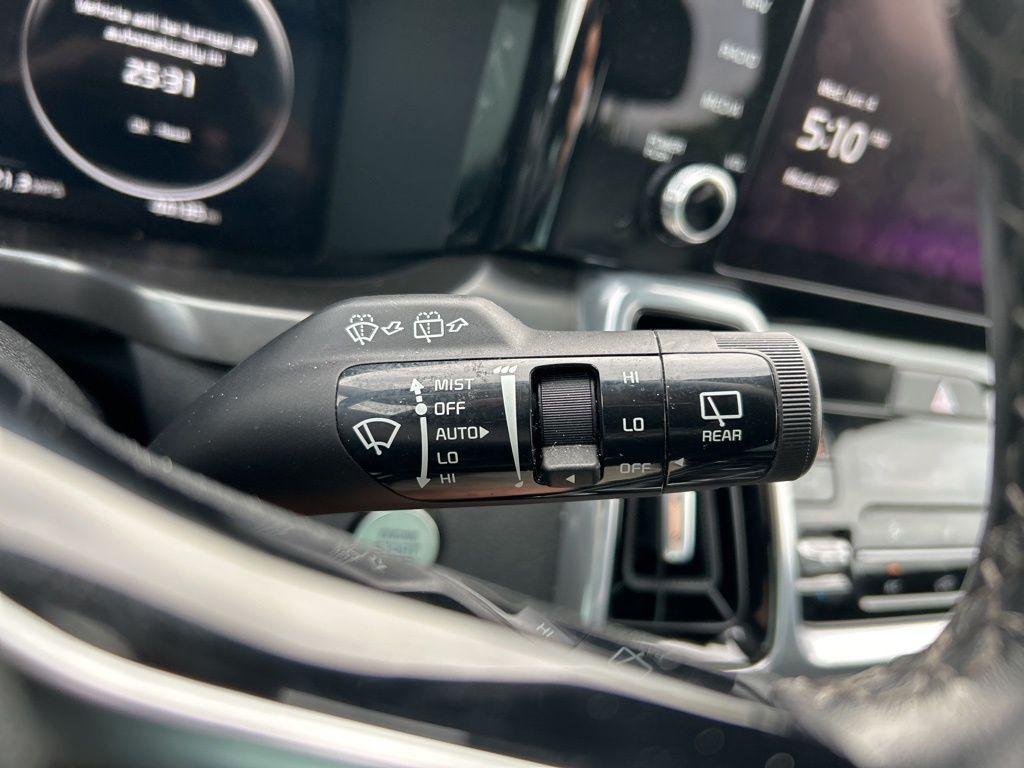 used 2023 Kia Sorento car, priced at $29,935