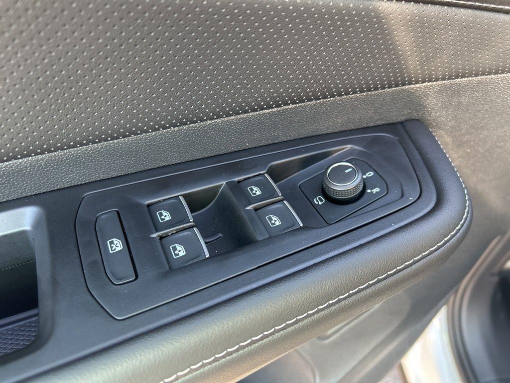 new 2026 Volkswagen Atlas car, priced at $54,766