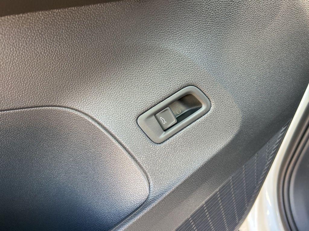 new 2026 Volkswagen Atlas car, priced at $54,766