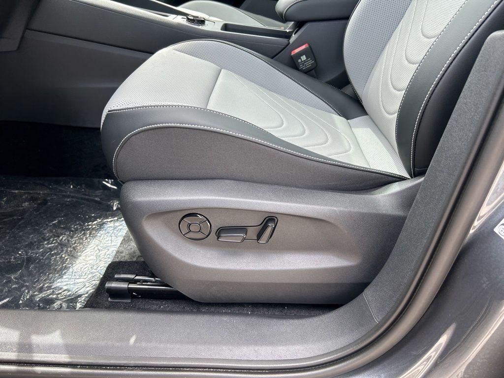 new 2025 Volkswagen Tiguan car, priced at $31,660