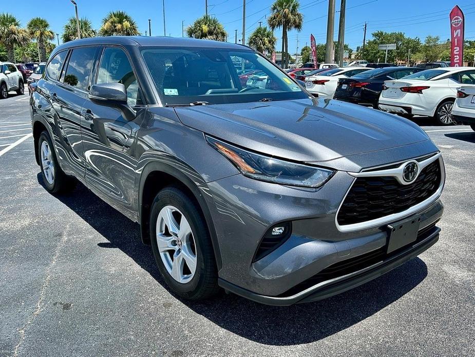 used 2021 Toyota Highlander car, priced at $27,895