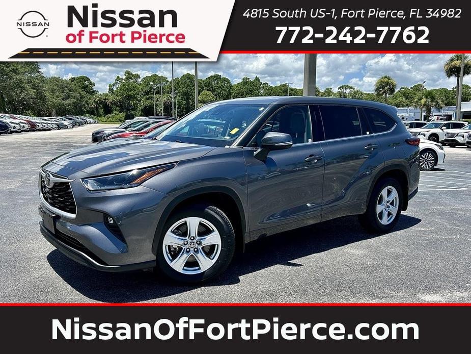 used 2021 Toyota Highlander car, priced at $27,895