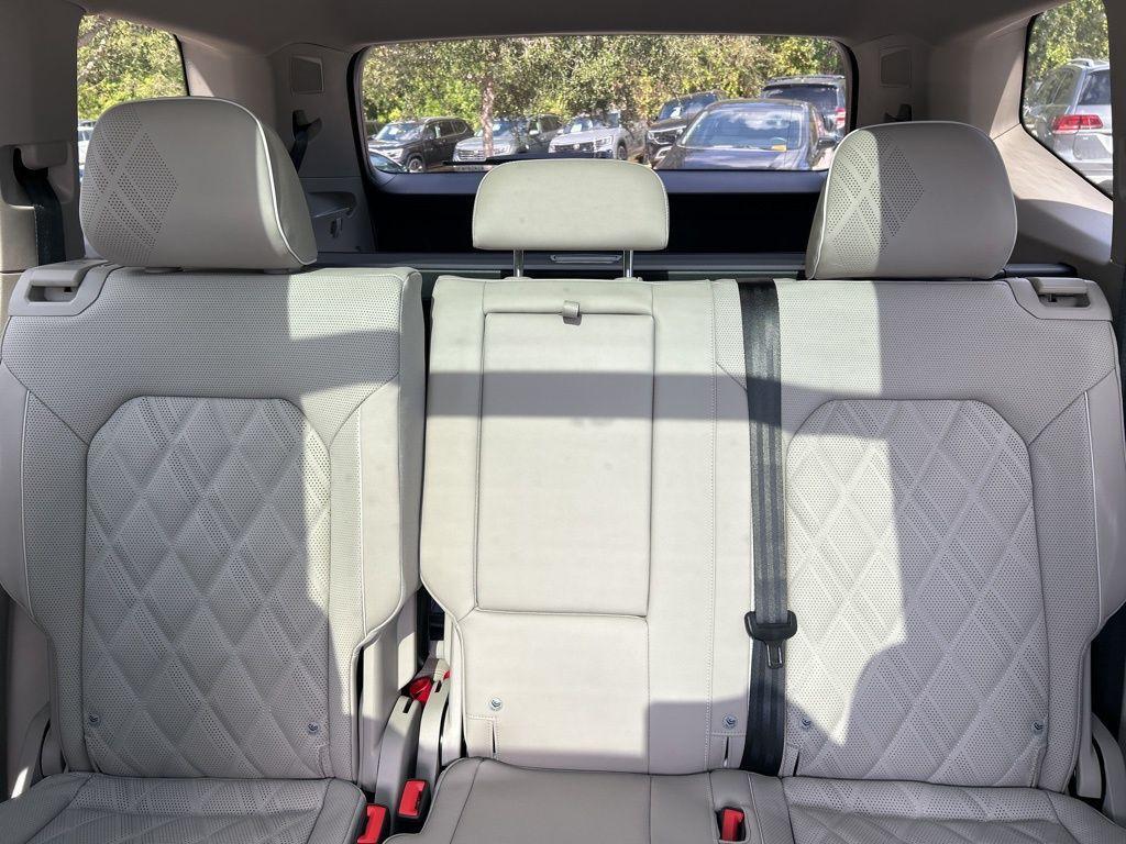 new 2026 Volkswagen Atlas car, priced at $53,871