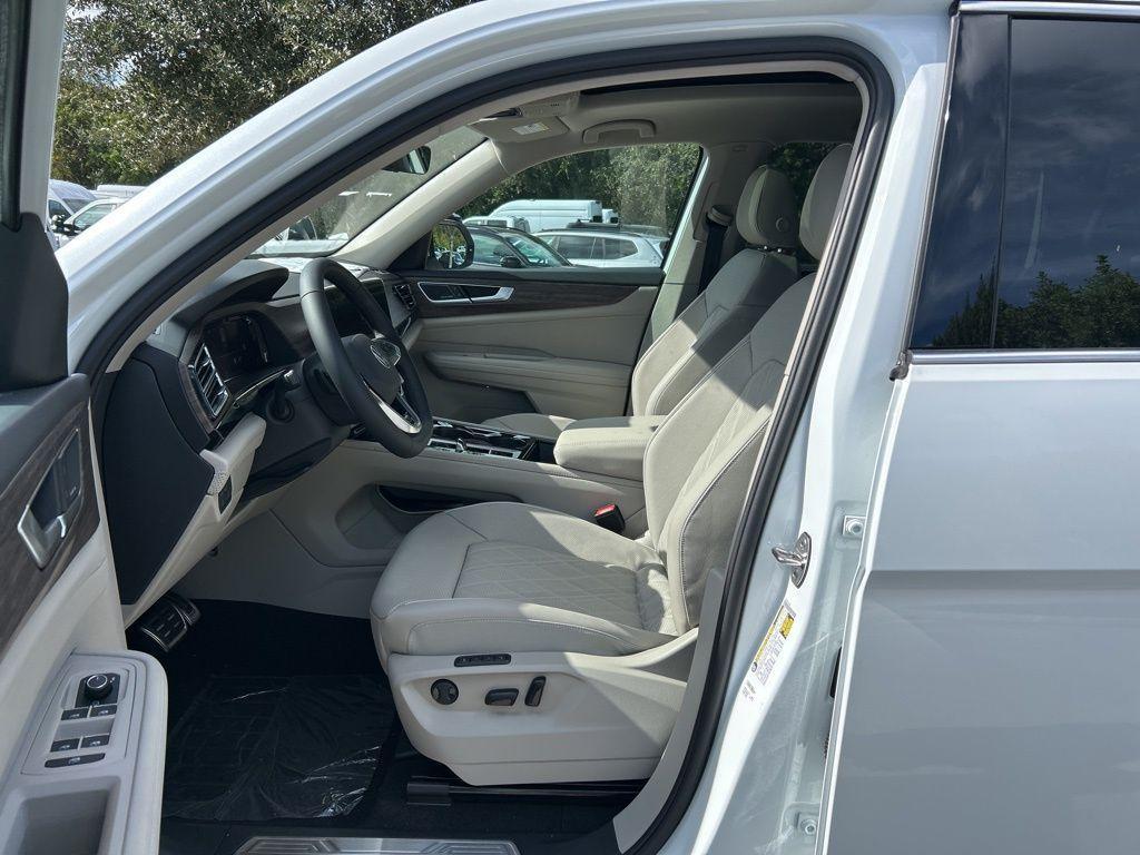 new 2026 Volkswagen Atlas car, priced at $53,871