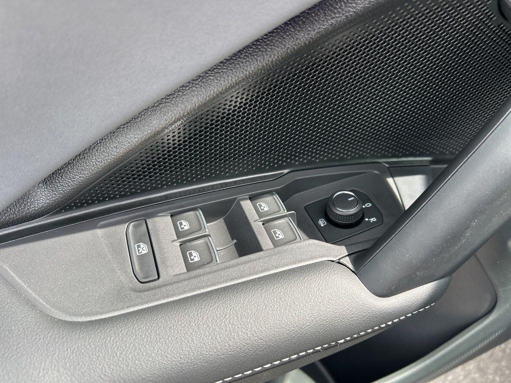 new 2026 Volkswagen Tiguan car, priced at $40,190