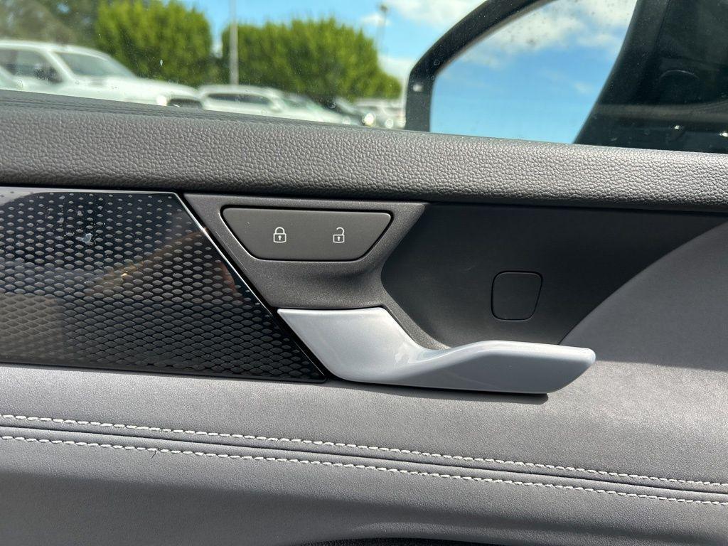 new 2026 Volkswagen Tiguan car, priced at $40,190