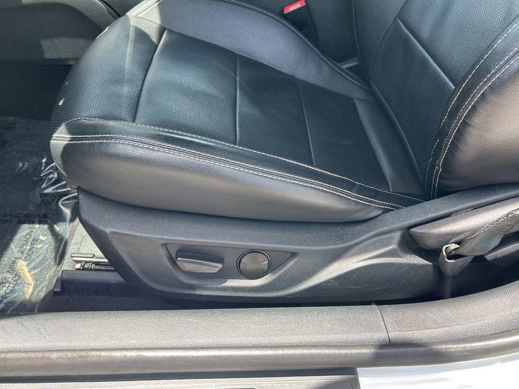 used 2023 Ford Mustang car, priced at $22,661