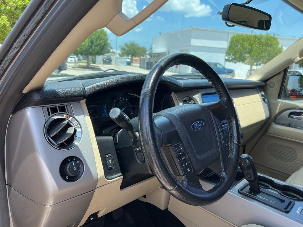 used 2017 Ford Expedition car, priced at $12,598