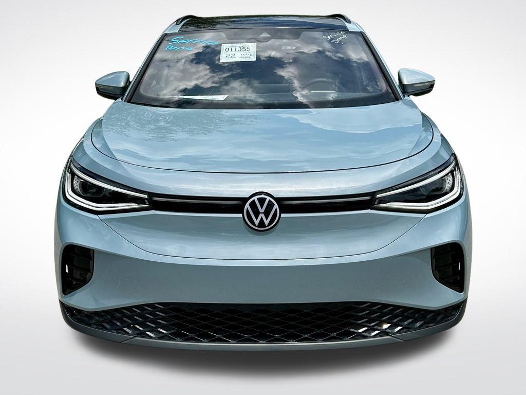 new 2025 Volkswagen ID.4 car, priced at $46,947