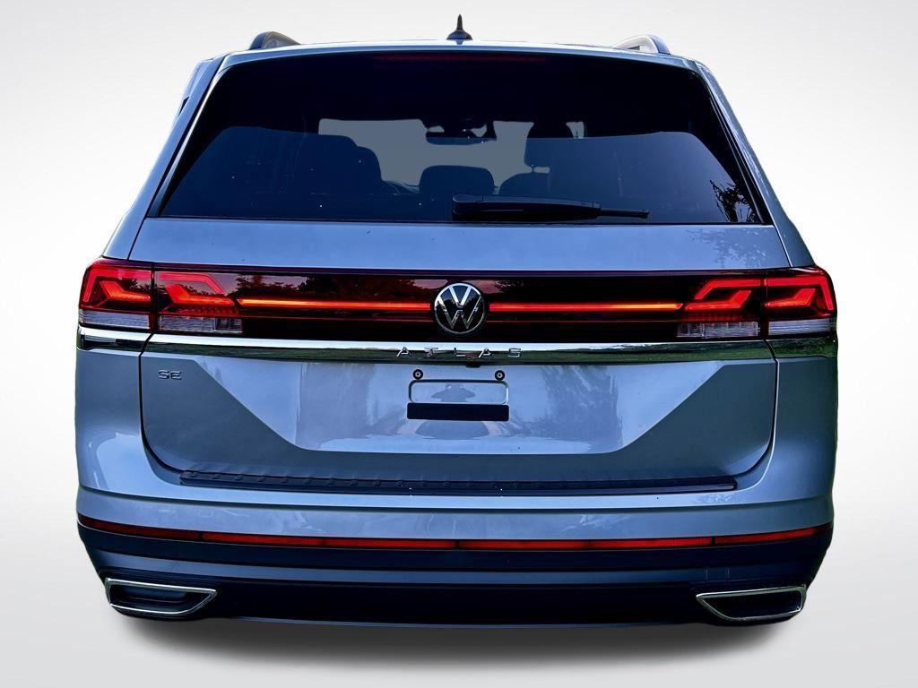 new 2026 Volkswagen Atlas car, priced at $39,991