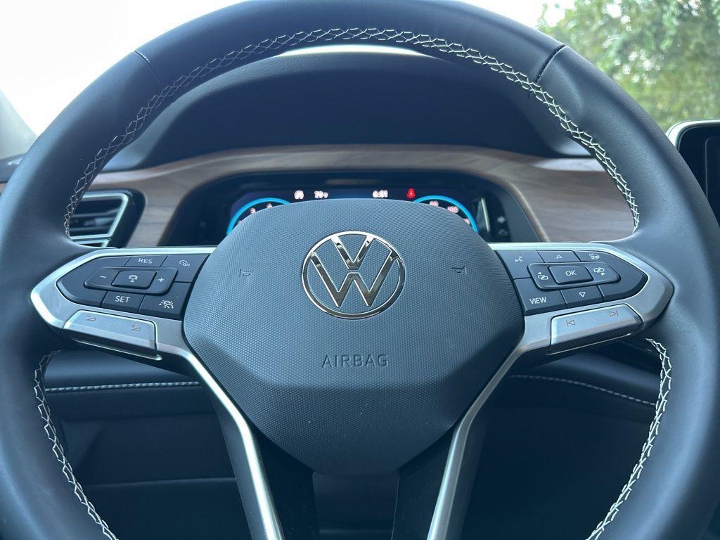 new 2026 Volkswagen Atlas car, priced at $39,991