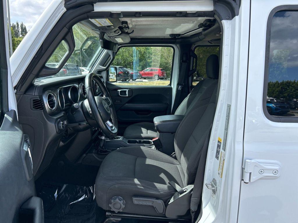 used 2022 Jeep Wrangler Unlimited car, priced at $28,189