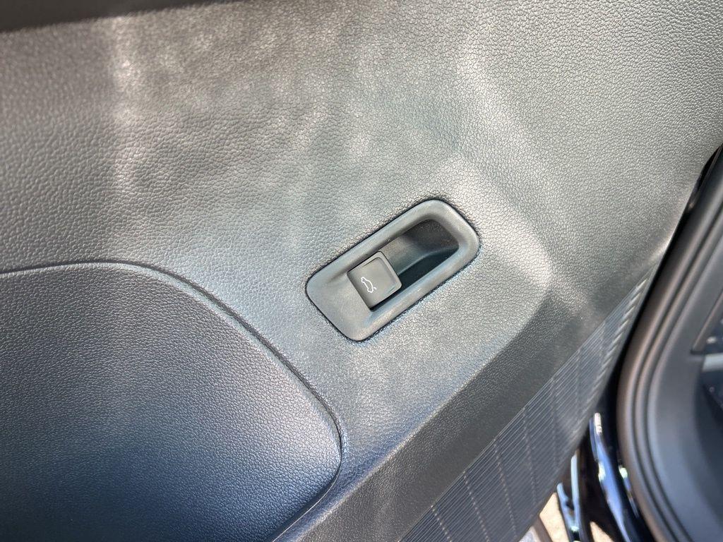 new 2026 Volkswagen Atlas Cross Sport car, priced at $52,993