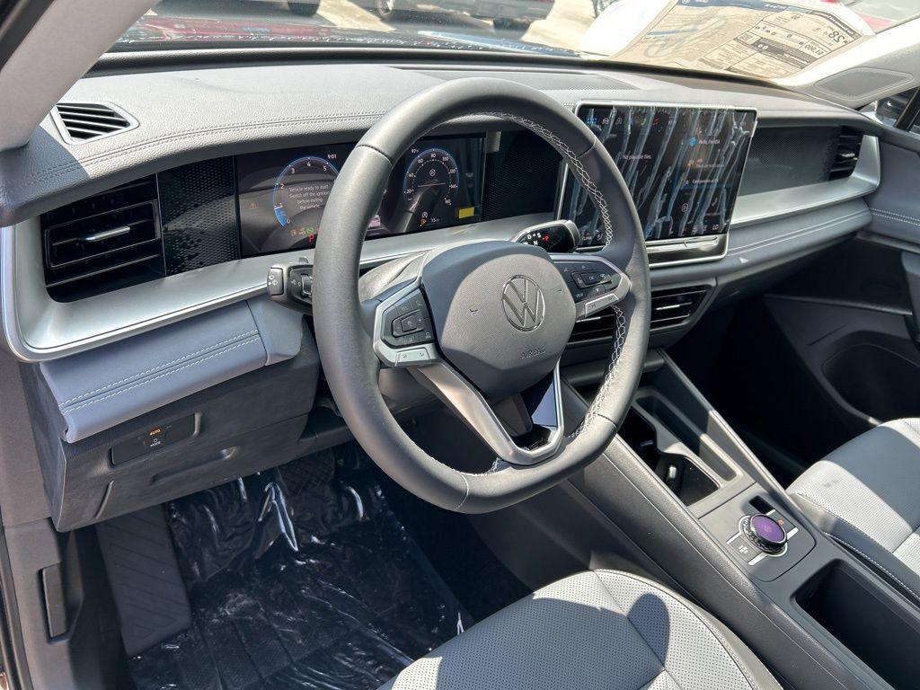 new 2025 Volkswagen Tiguan car, priced at $30,628