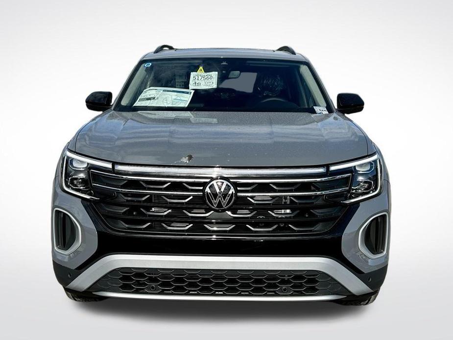 new 2025 Volkswagen Atlas car, priced at $48,041