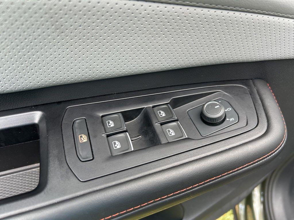 used 2024 Volkswagen Atlas car, priced at $39,995